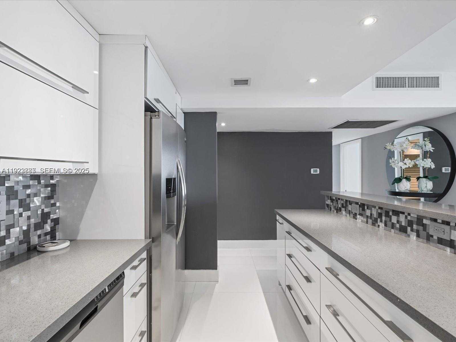 Small Image of 19370 EAST COLLINS AVE #627, Sunny Isles Beach Number 7