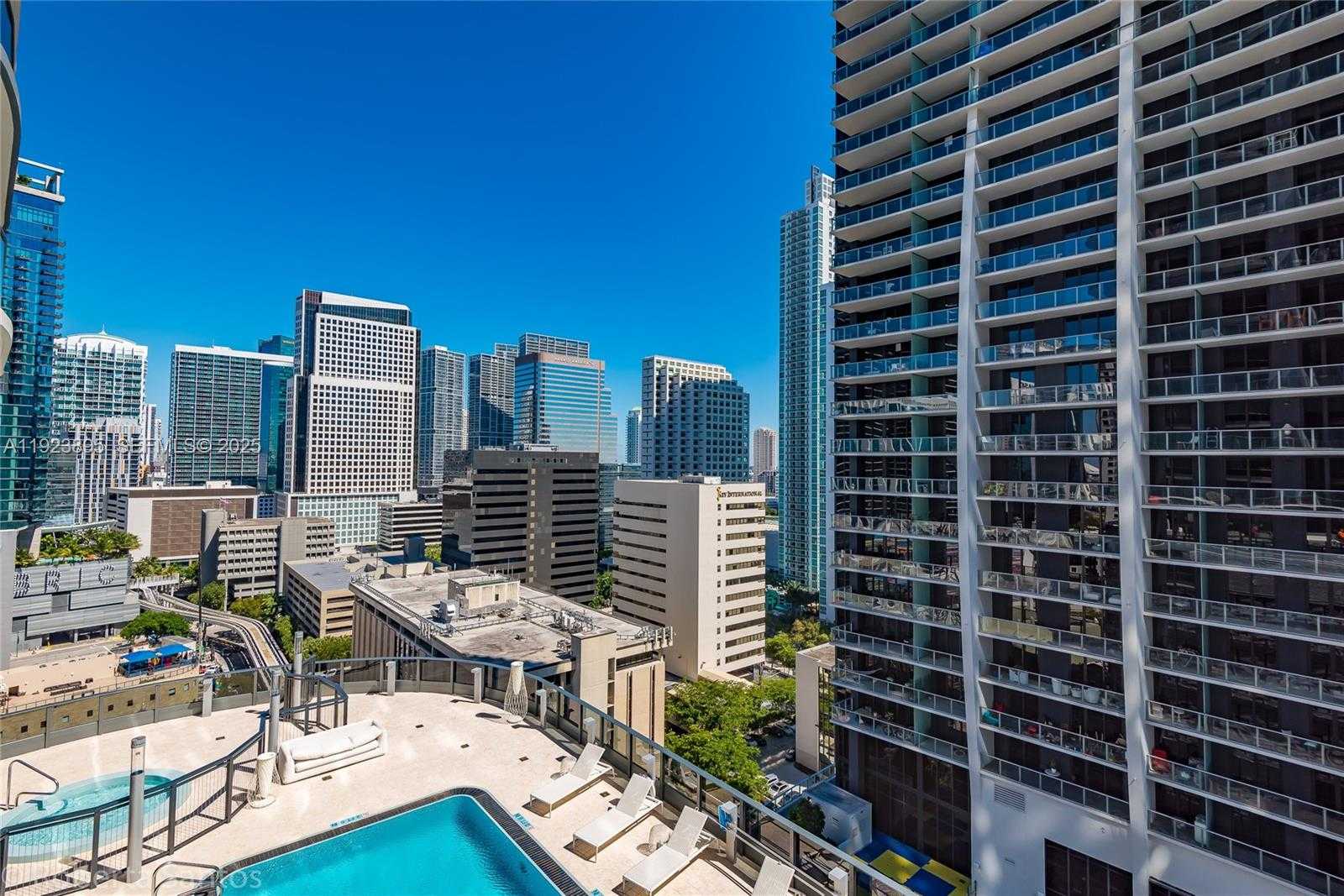 Small Image of 1000 BRICKELL PLZ #2009, Miami Number 2