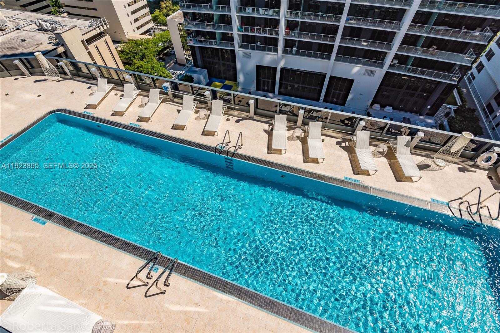 Small Image of 1000 BRICKELL PLZ #2009, Miami Number 3