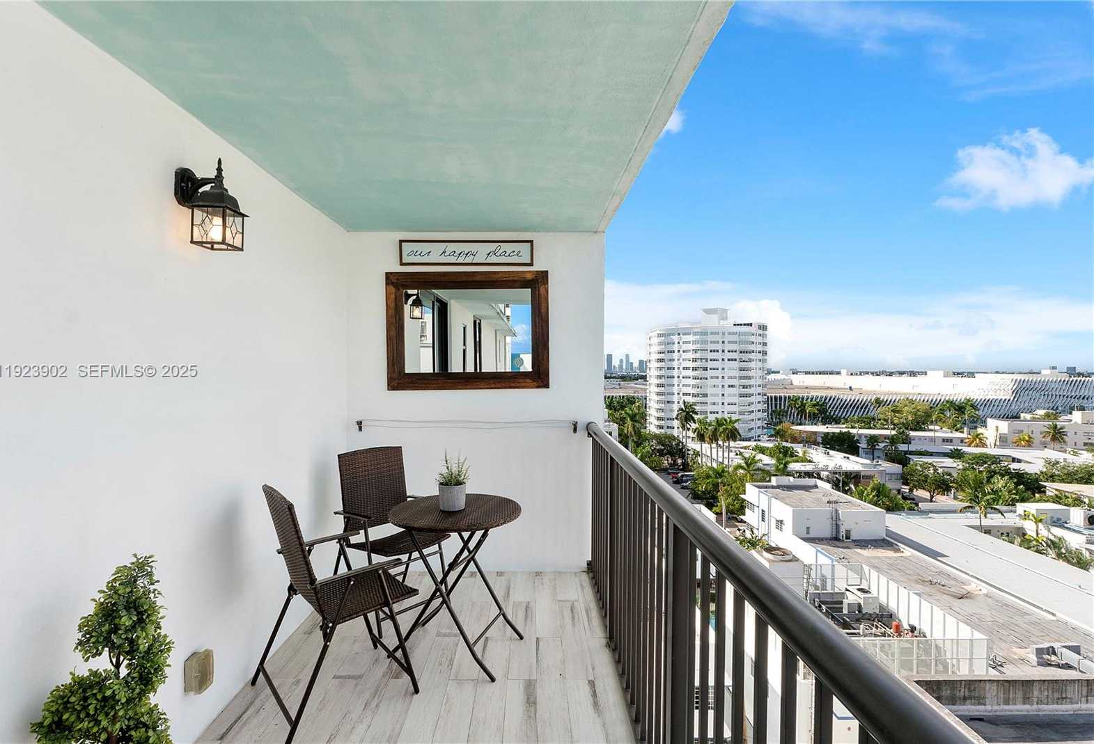 Small Image of 1800 COLLINS AVE #11B, Miami Beach Number 14