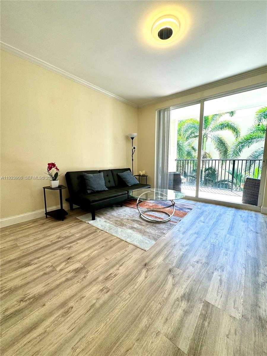 Small Image of 17150 NORTH BAY RD #2419, Sunny Isles Beach Number 1