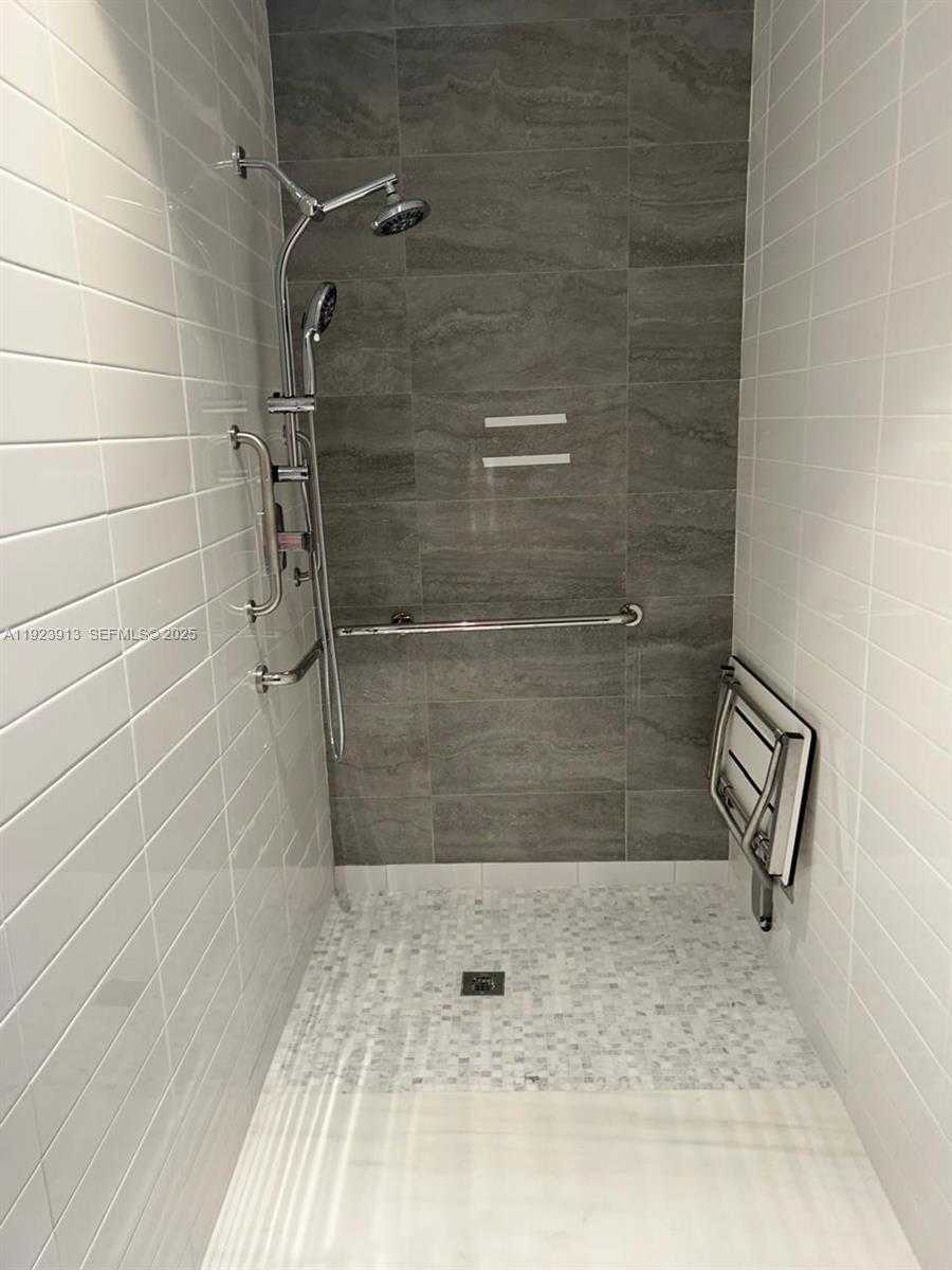 Small Image of 17550 COLLINS AVE #1204, Sunny Isles Beach Number 21