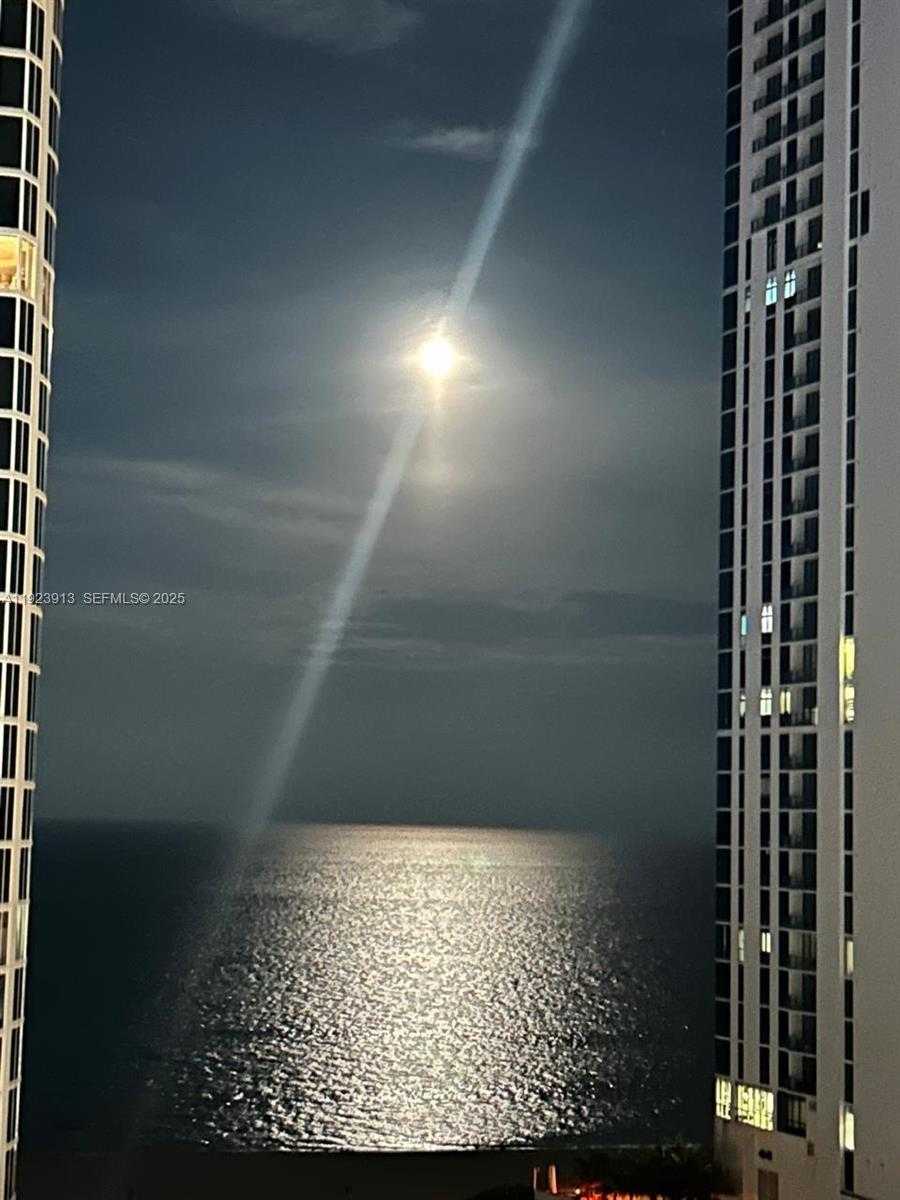 Small Image of 17550 COLLINS AVE #1204, Sunny Isles Beach Number 52
