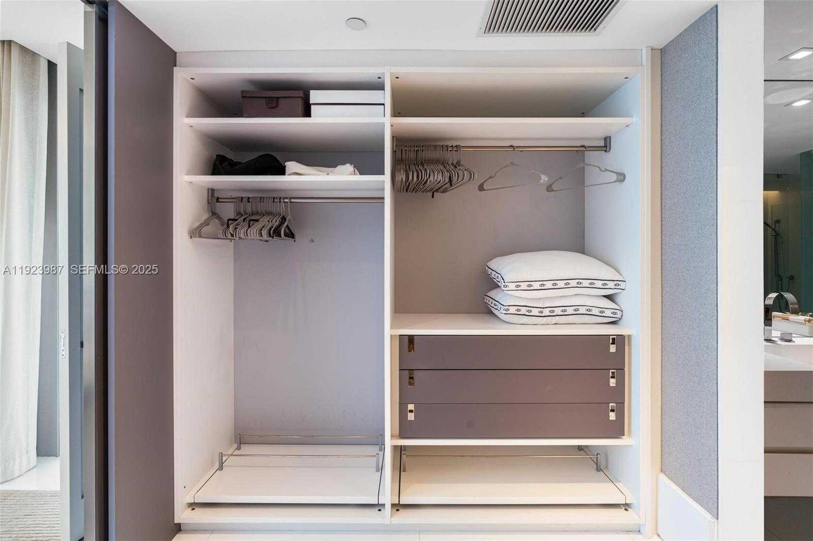 Small Image of 17121 COLLINS AVE #3201, Sunny Isles Beach Number 12