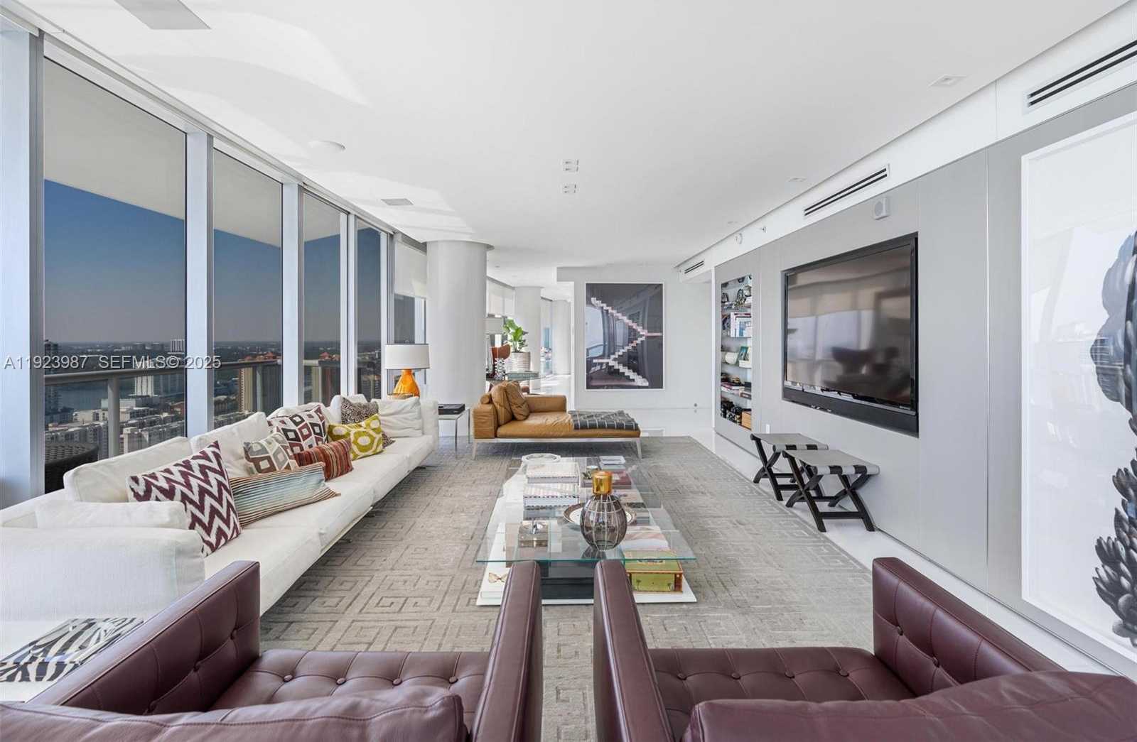 Small Image of 17121 COLLINS AVE #3201, Sunny Isles Beach Number 4