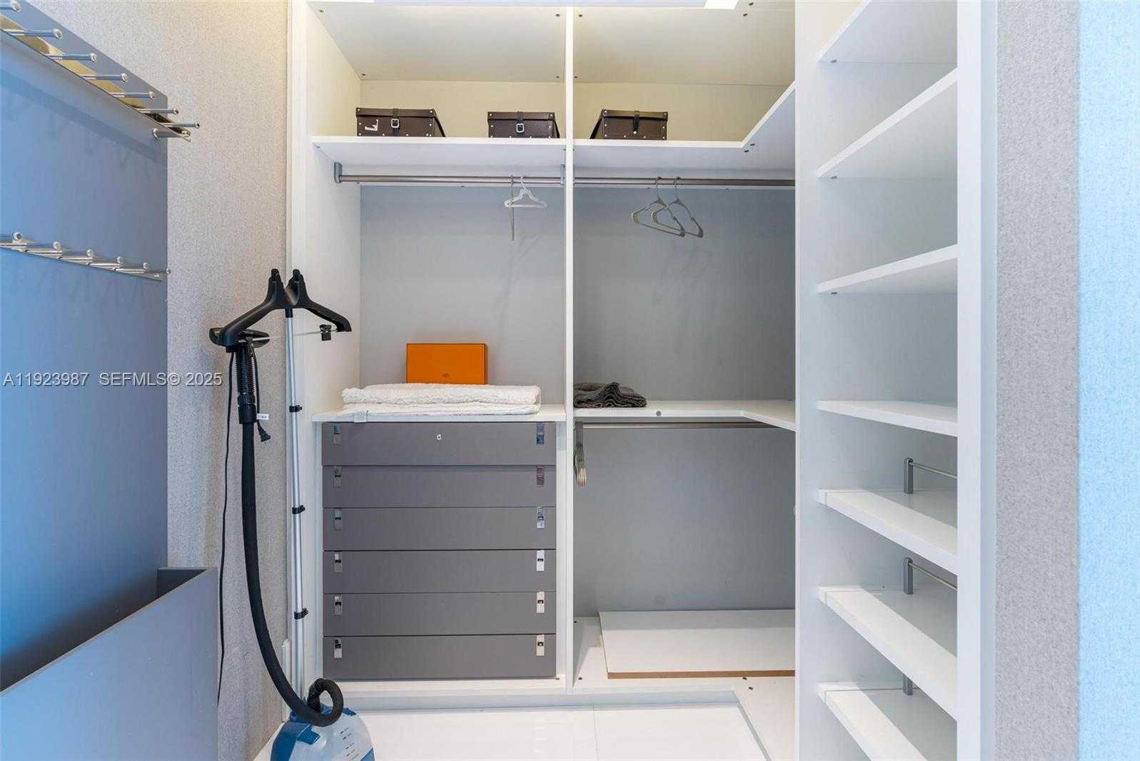 Small Image of 17121 COLLINS AVE #3201, Sunny Isles Beach Number 7