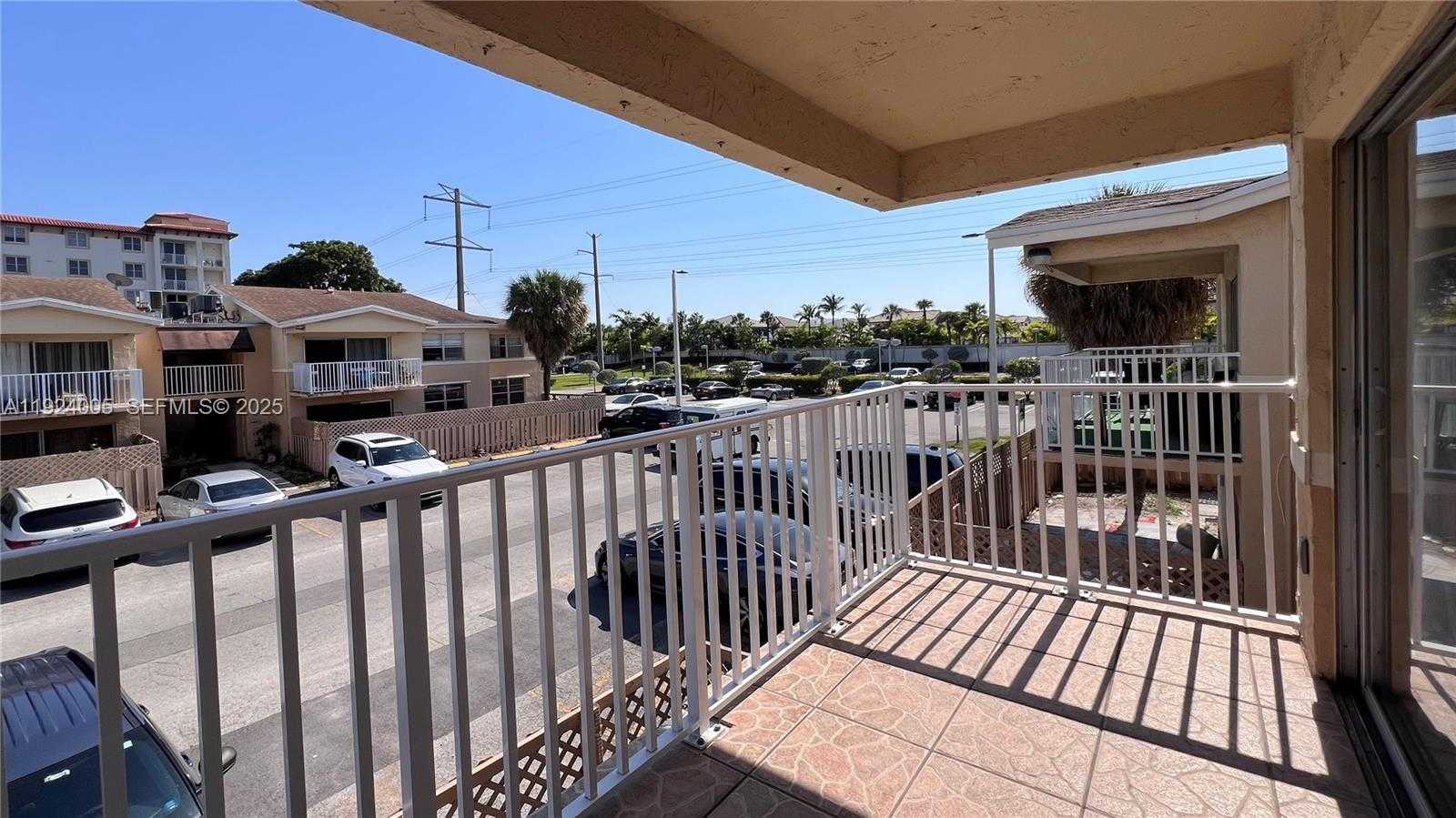 Small Image of 4530 NORTH WEST 79TH AVE #2A, Doral Number 16