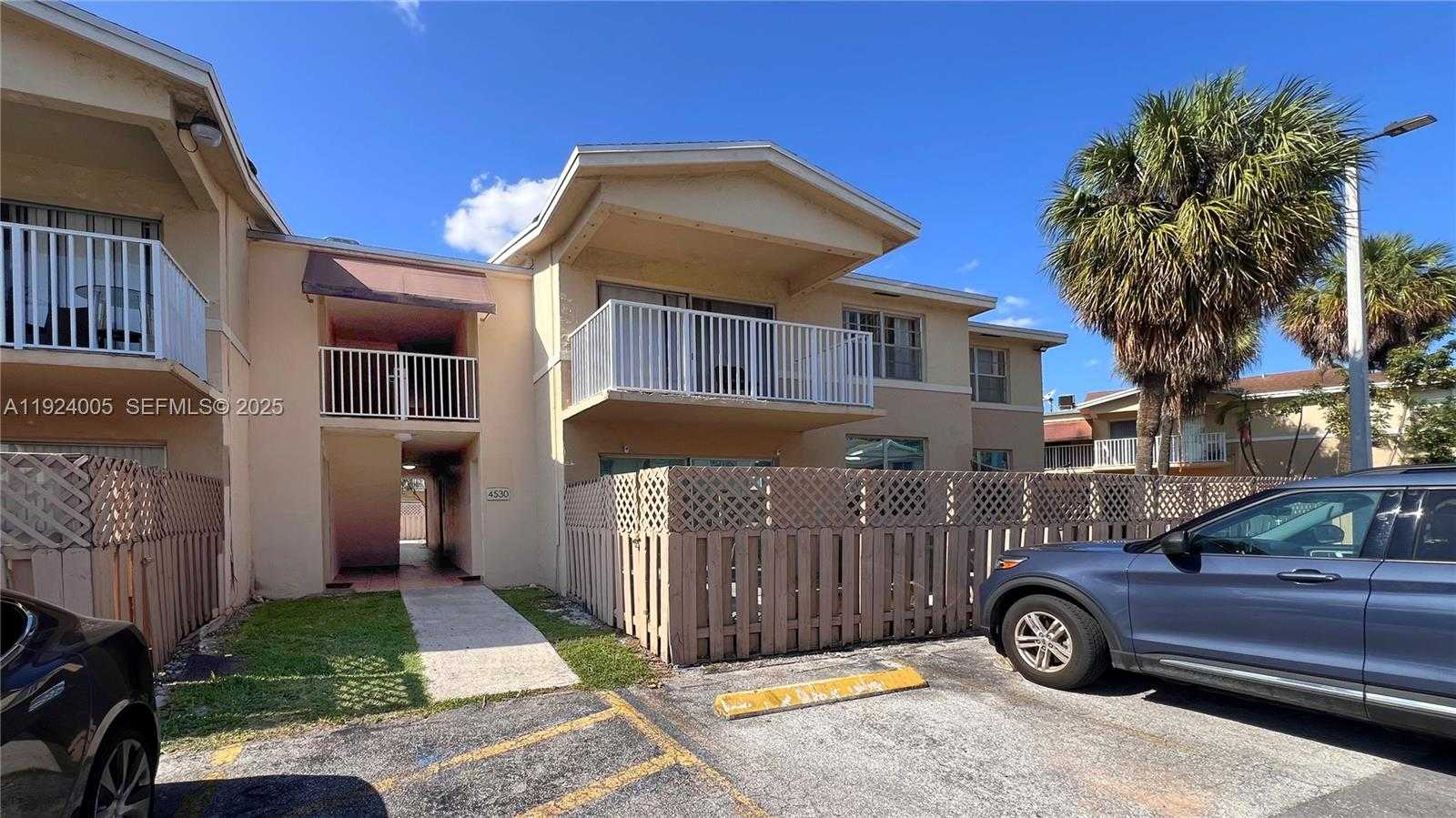 Small Image of 4530 NORTH WEST 79TH AVE #2A, Doral Number 21