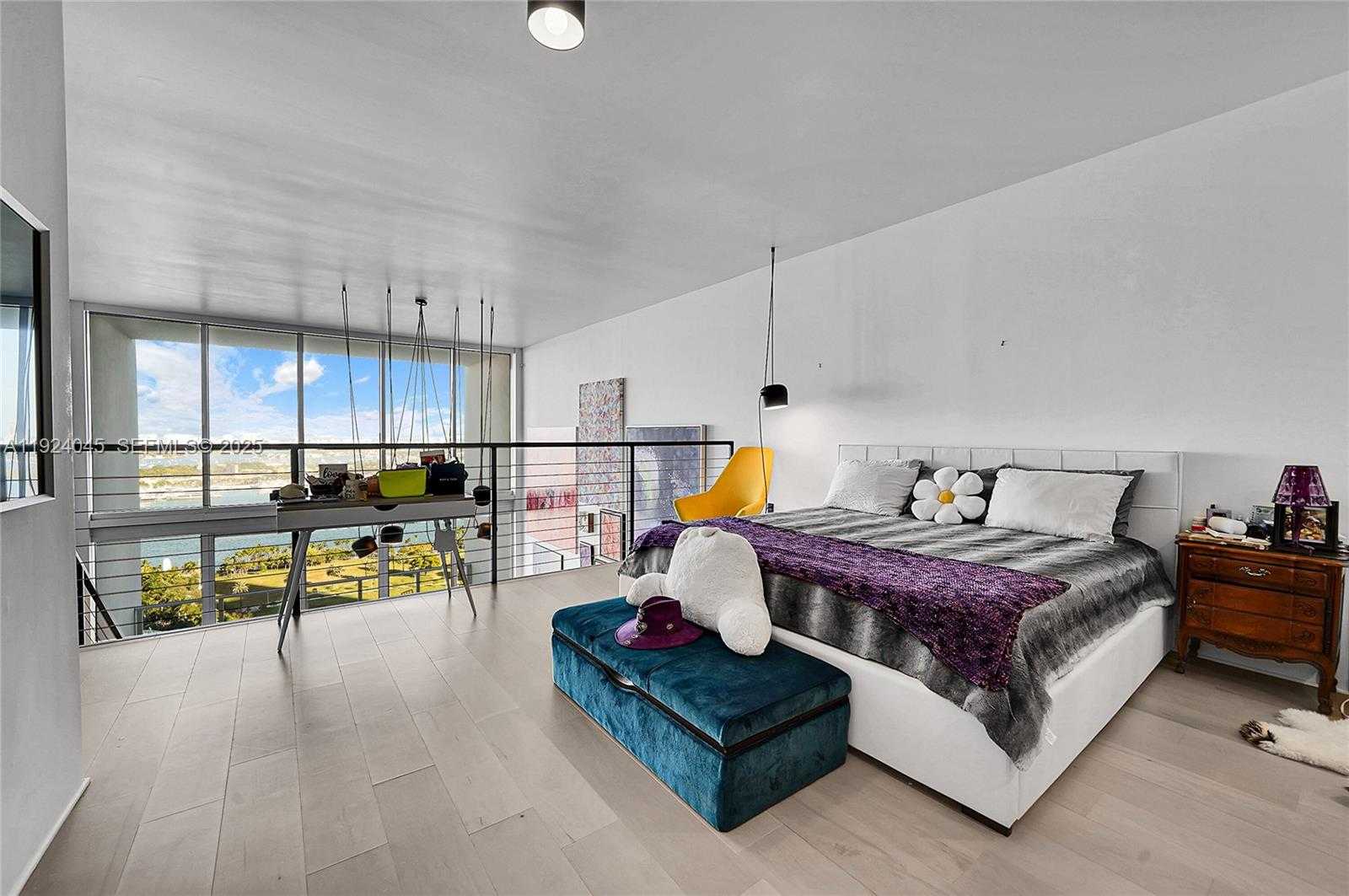 Small Image of 1040 BISCAYNE BLVD #2603, Miami Number 15