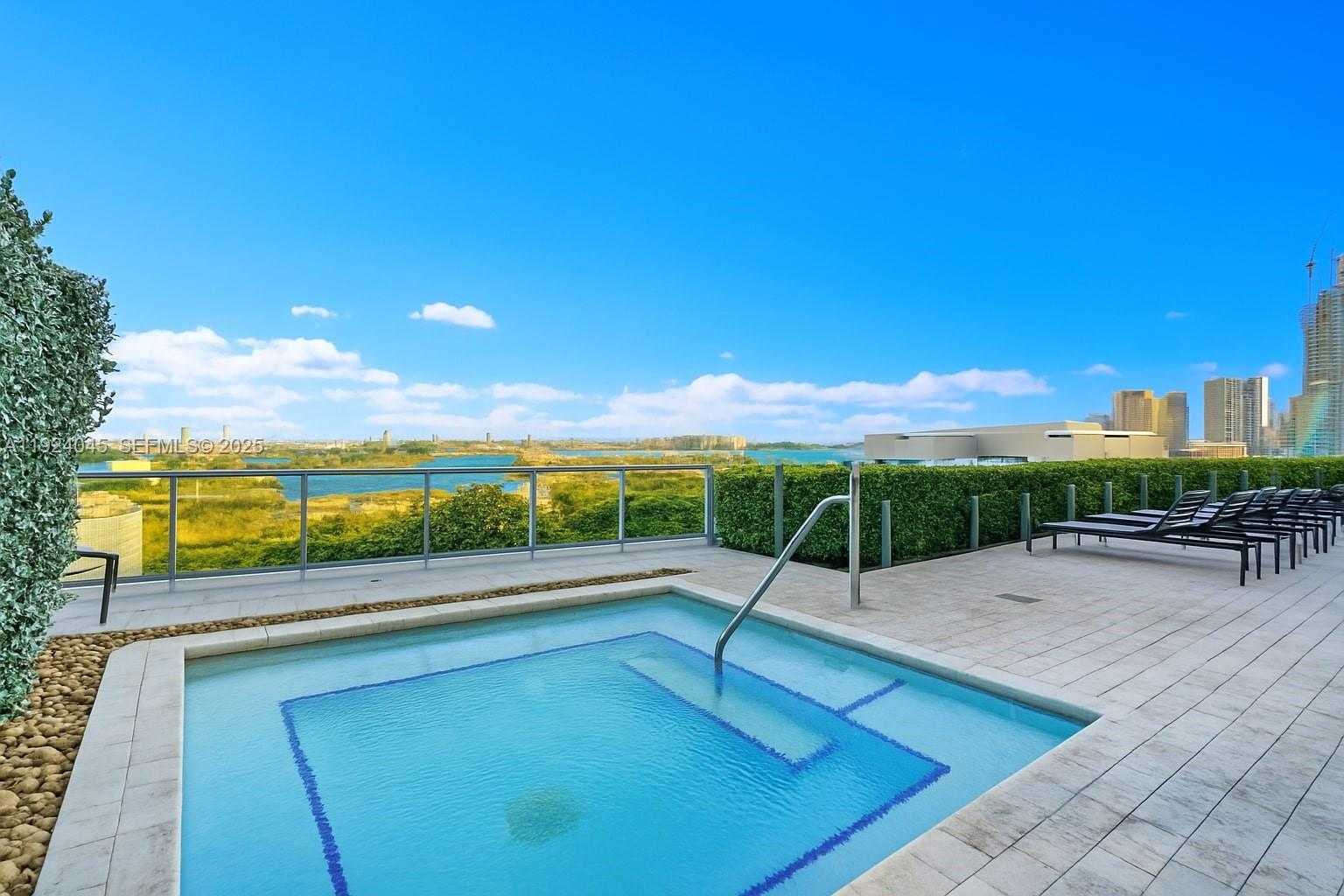 Small Image of 1040 BISCAYNE BLVD #2603, Miami Number 35