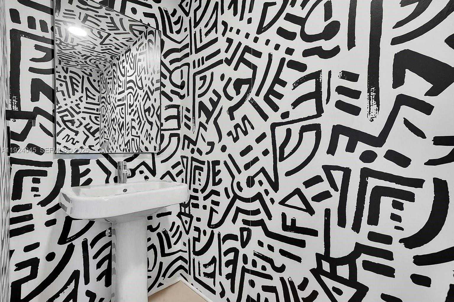 Small Image of 1040 BISCAYNE BLVD #2603, Miami Number 7