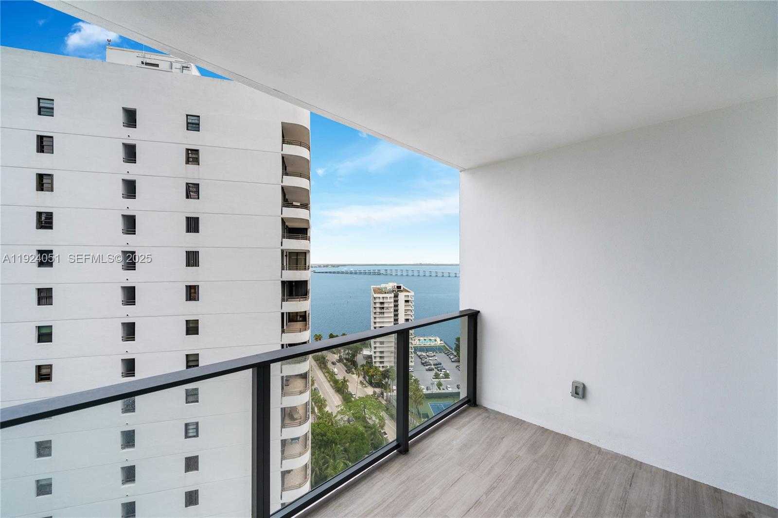 Small Image of 1451 BRICKELL AVE #2003, Miami Number 16