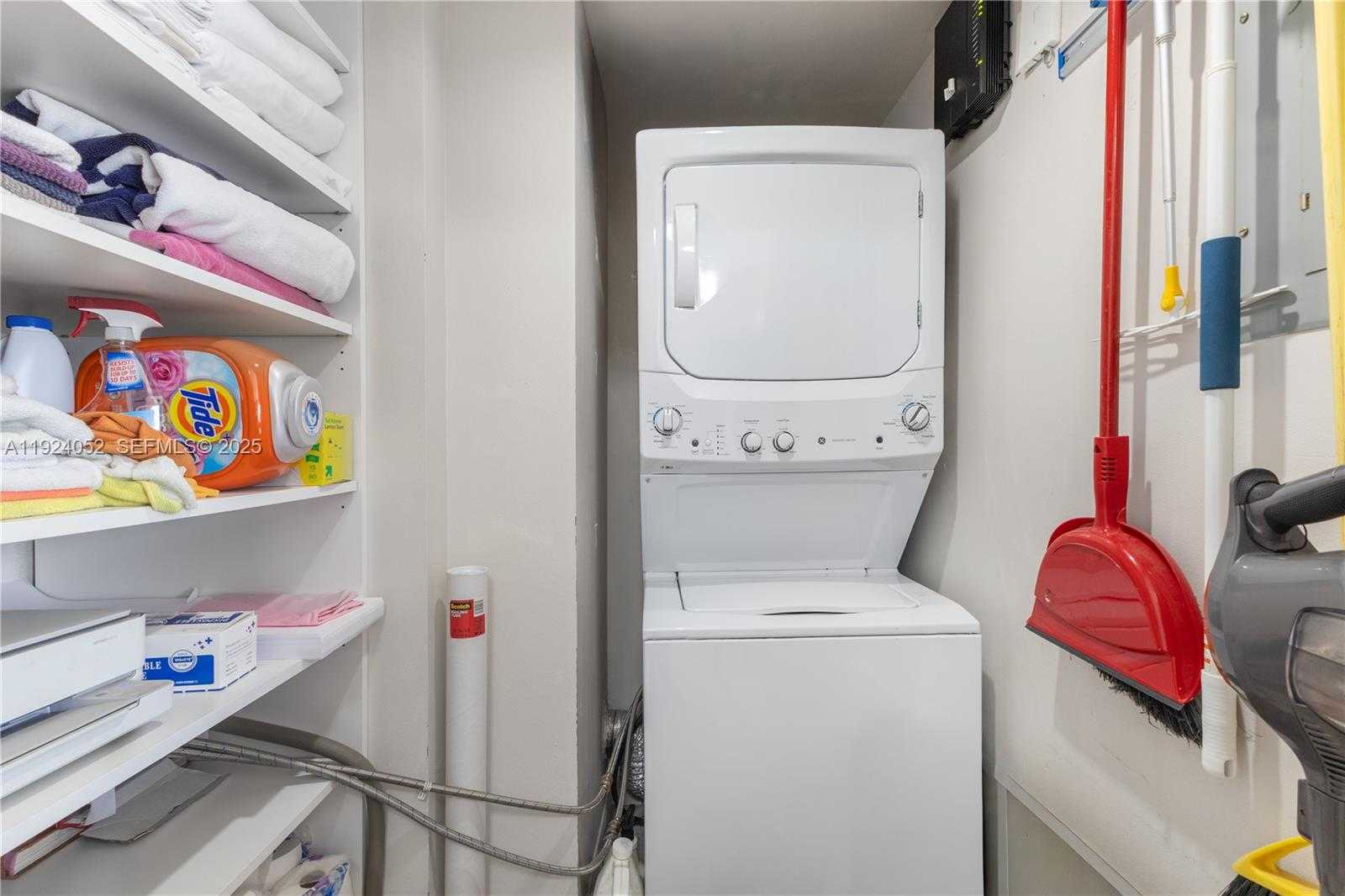 Small Image of 1330 WEST AVE #1712, Miami Beach Number 19