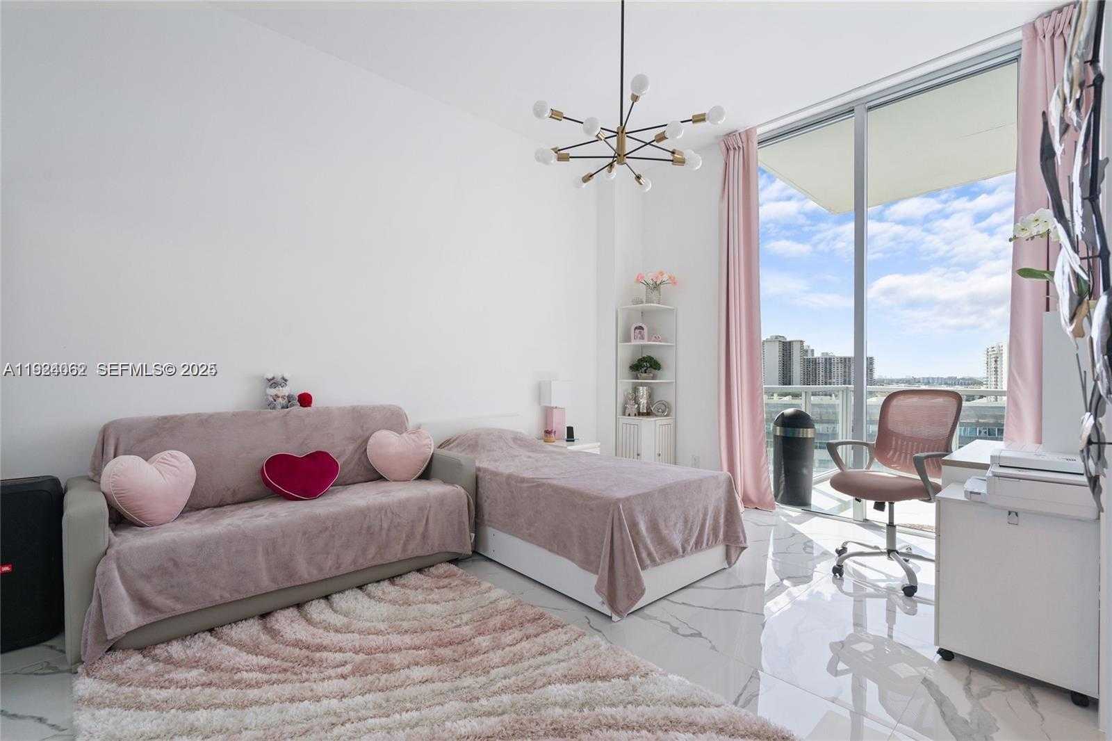 Small Image of 3029 NORTH EAST 188TH ST #1021, Aventura Number 16