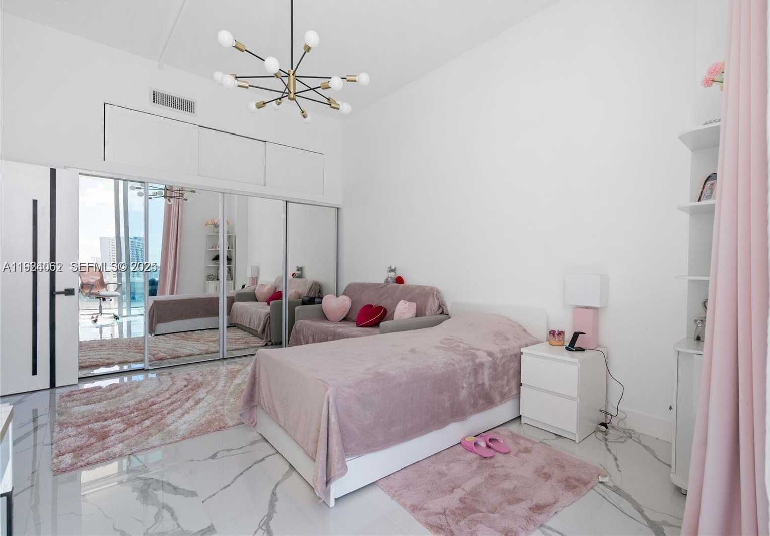 Small Image of 3029 NORTH EAST 188TH ST #1021, Aventura Number 17