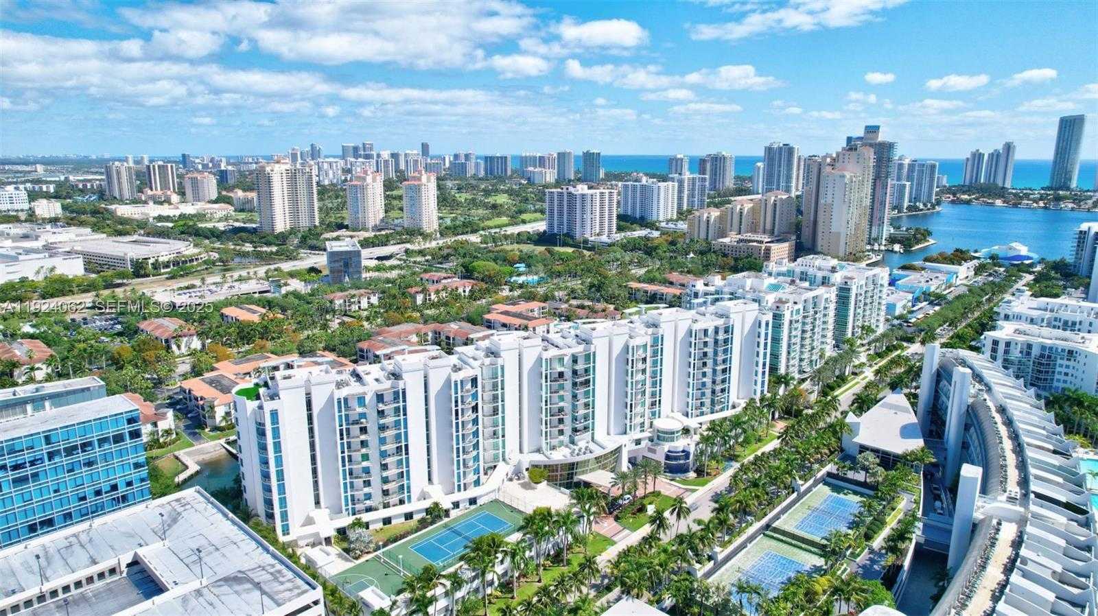 Small Image of 3029 NORTH EAST 188TH ST #1021, Aventura Number 27