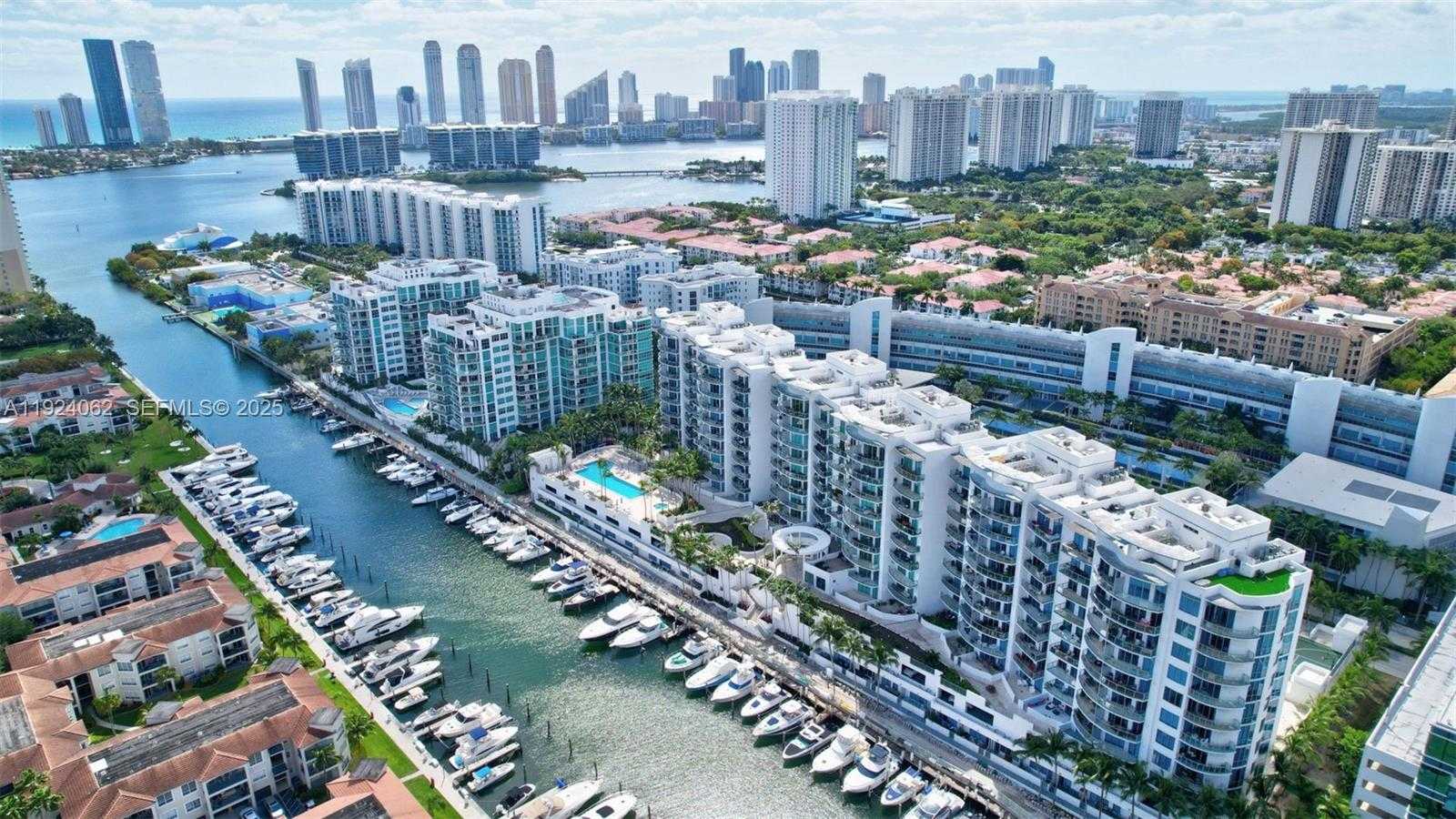Small Image of 3029 NORTH EAST 188TH ST #1021, Aventura Number 28
