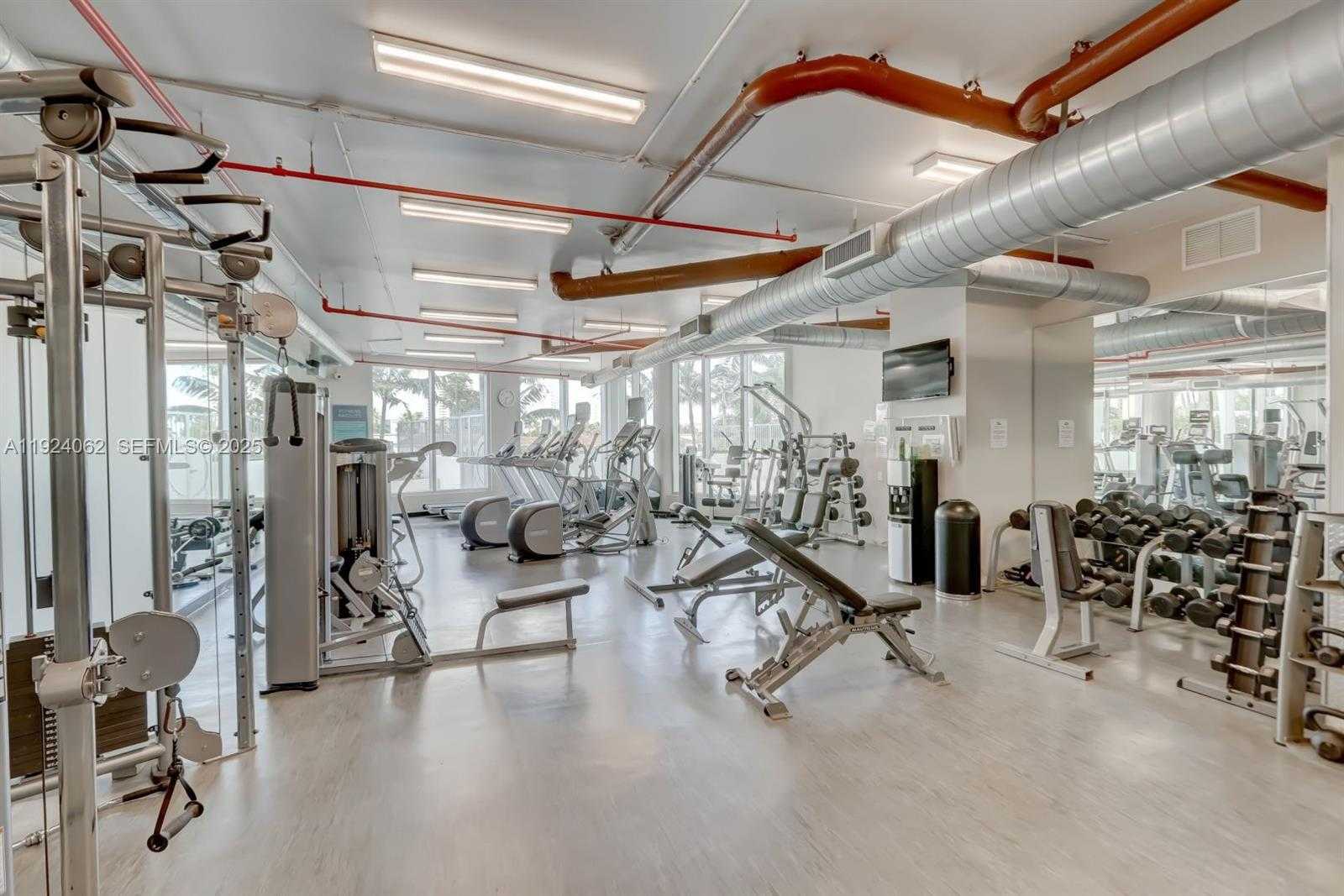 Small Image of 3029 NORTH EAST 188TH ST #1021, Aventura Number 34