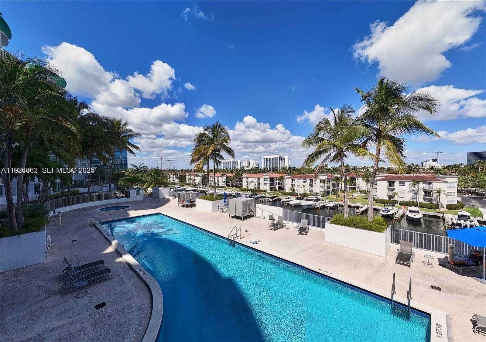 Small Image of 3029 NORTH EAST 188TH ST #1021, Aventura Number 37