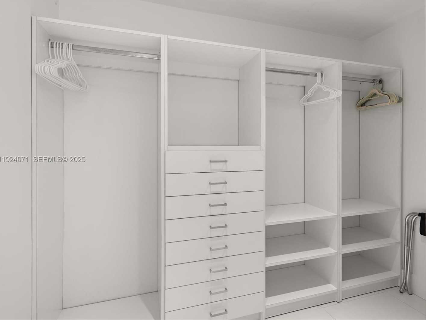 Small Image of 101 CRANDON BLVD #379, Key Biscayne Number 12