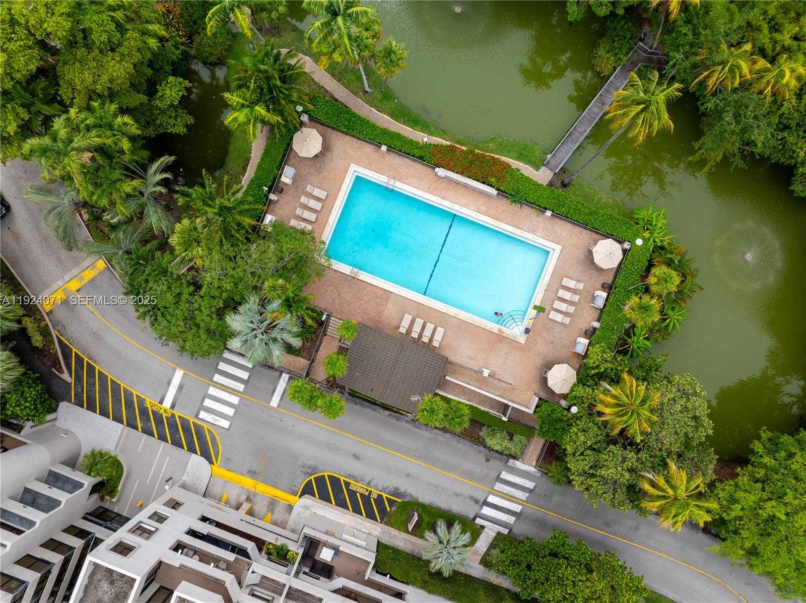 Small Image of 101 CRANDON BLVD #379, Key Biscayne Number 22