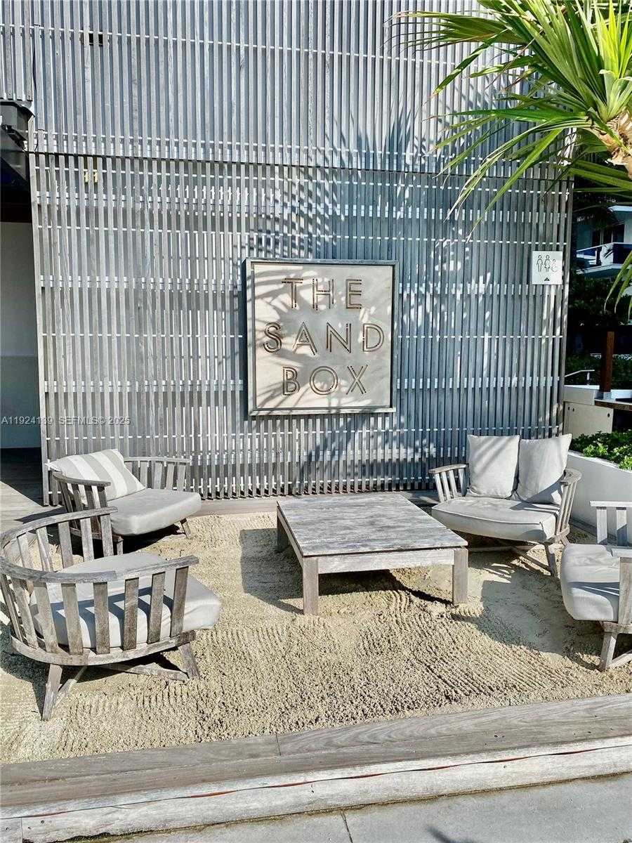 Small Image of 2301 COLLINS AVE #636, Miami Beach Number 24