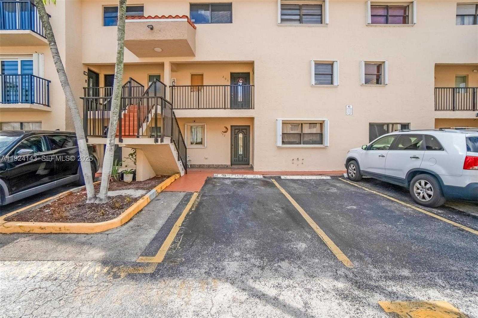 Small Image of 5530 WEST 26TH CT #102, Hialeah Number 3