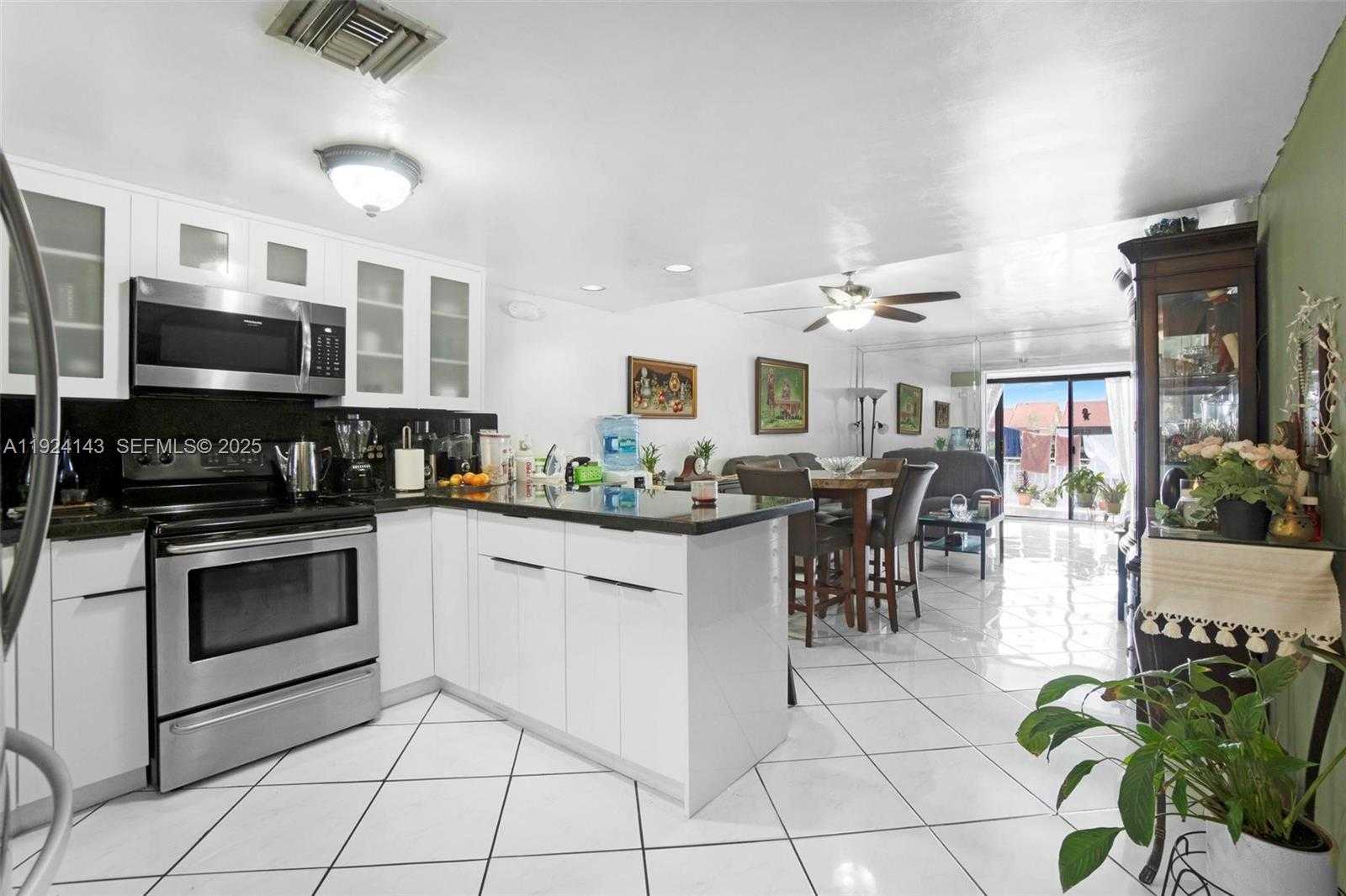 Small Image of 5530 WEST 26TH CT #102, Hialeah Number 5