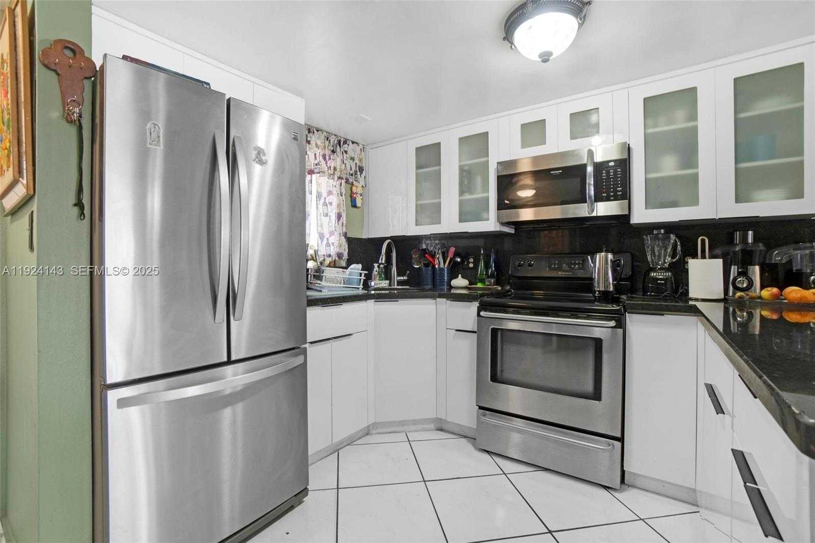 Small Image of 5530 WEST 26TH CT #102, Hialeah Number 7