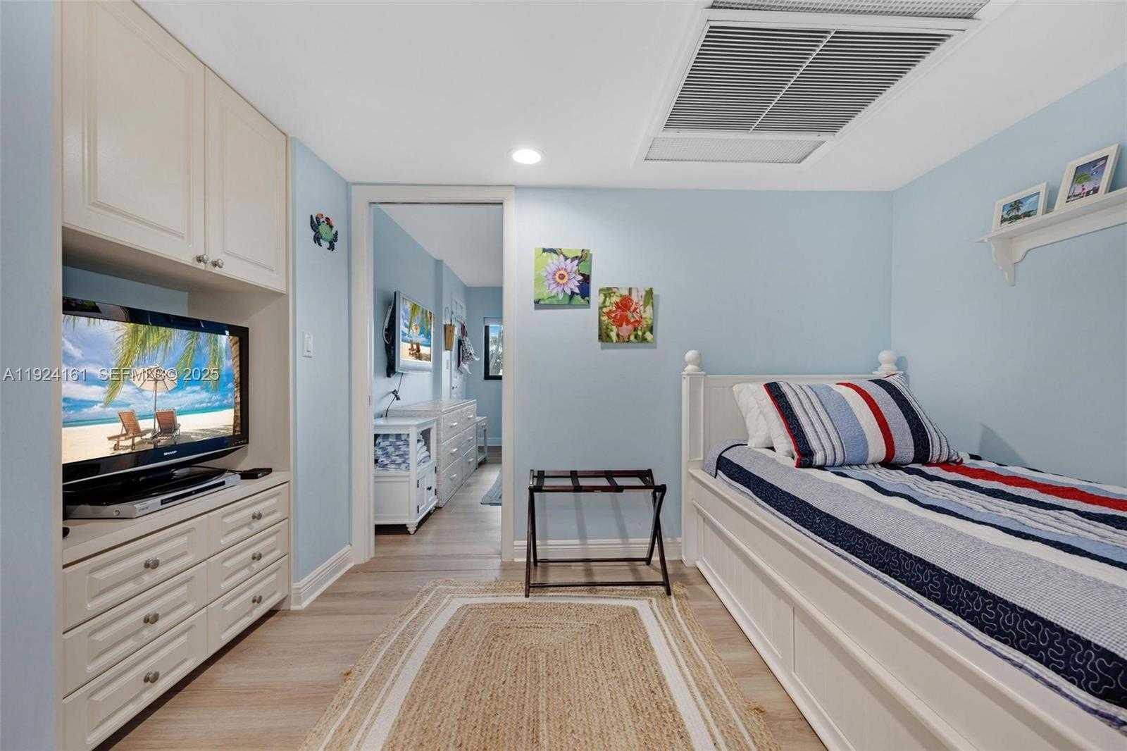 Small Image of 18 ANCHOR DRIVE #B, Key Largo Number 8