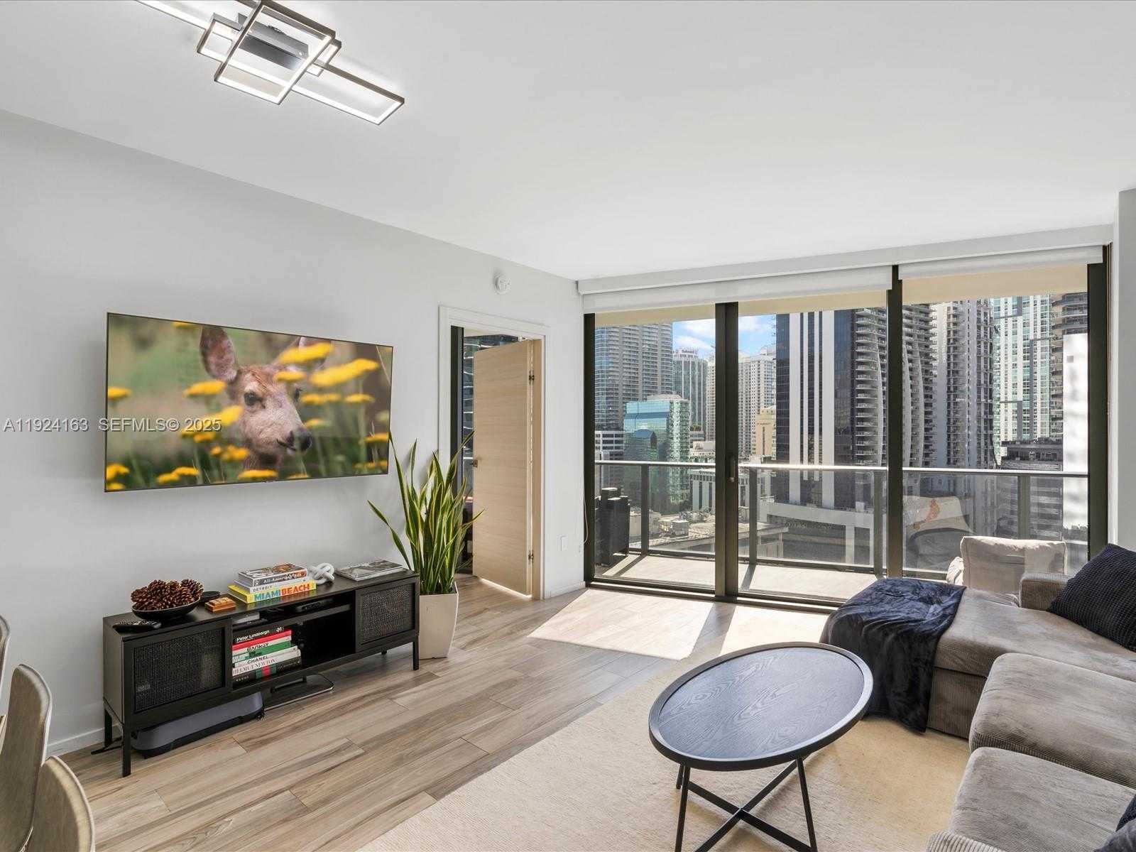 Small Image of 801 SOUTH MIAMI AVE #1603, Miami Number 9