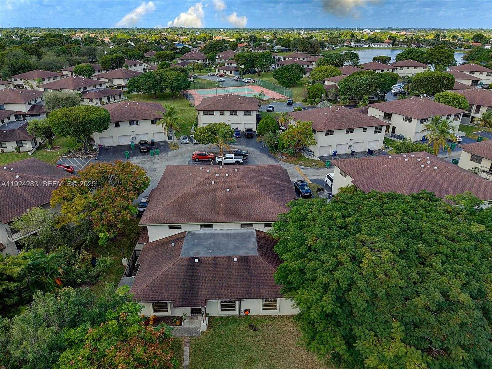 Small Image of 4605 SOUTH WEST 139TH CT #814, Miami Number 23