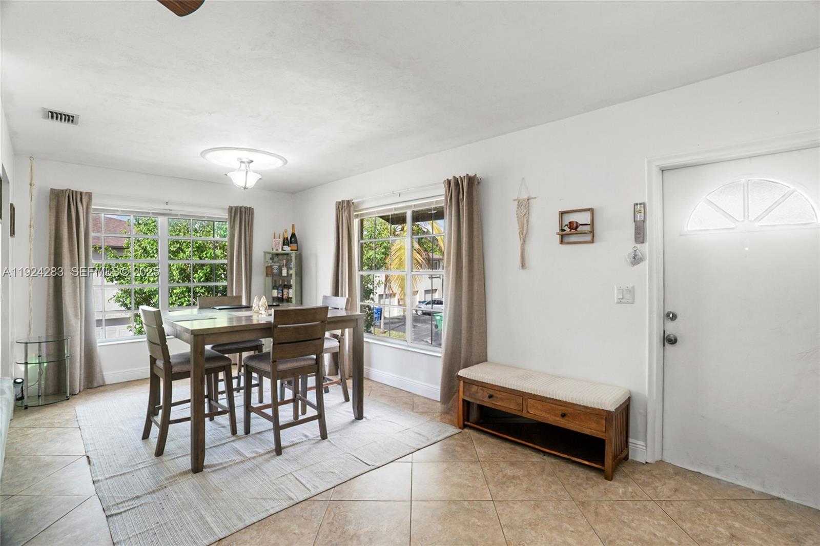 Small Image of 4605 SOUTH WEST 139TH CT #814, Miami Number 5