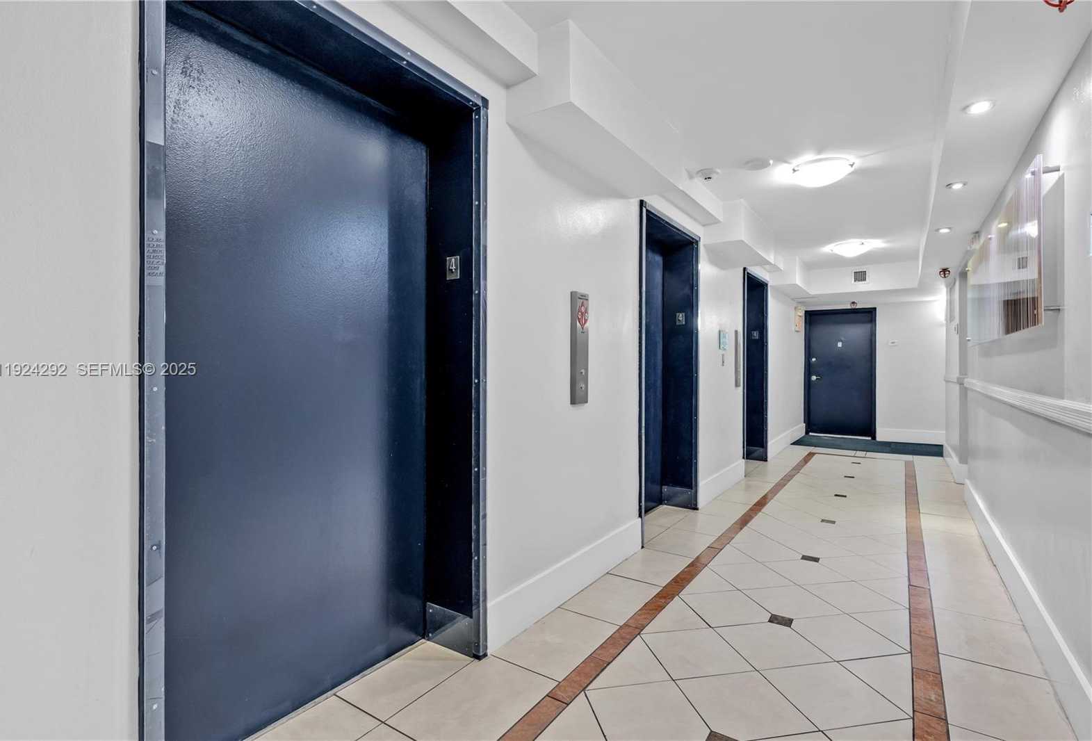 Small Image of 850 NORTH MIAMI AVE #W-408, Miami Number 36