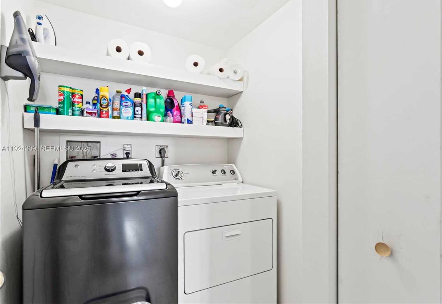 Small Image of 19500 TURNBERRY WAY #26-C, Aventura Number 20