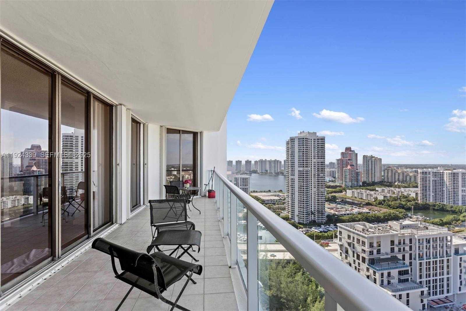 Small Image of 19500 TURNBERRY WAY #26-C, Aventura Number 21