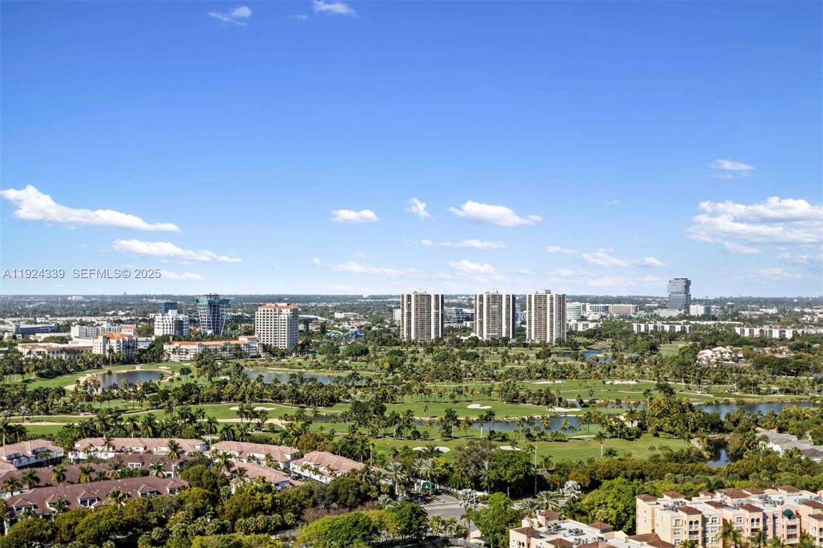 Small Image of 19500 TURNBERRY WAY #26-C, Aventura Number 23