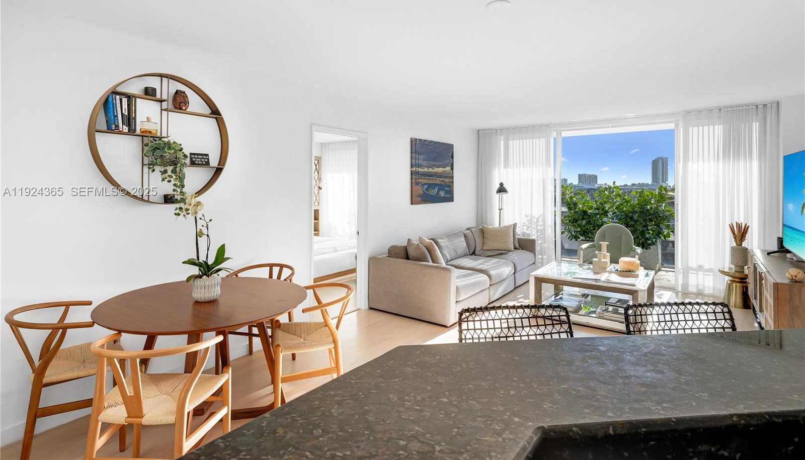 Small Image of 1800 SUNSET HARBOUR DR #803, Miami Beach Number 14