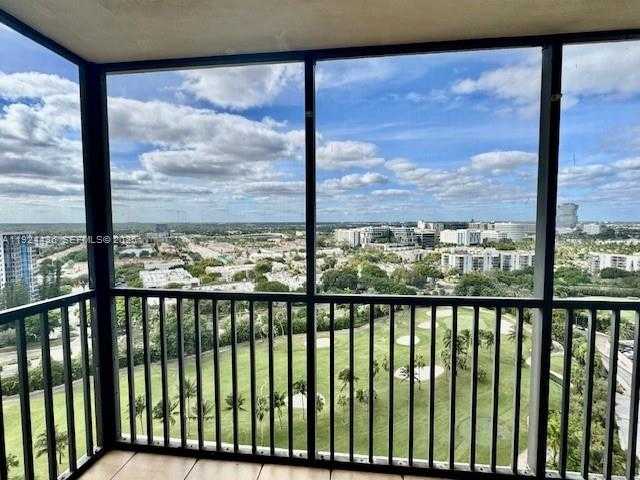 Small Image of 20335 WEST COUNTRY CLUB DR #2101, Aventura Number 1