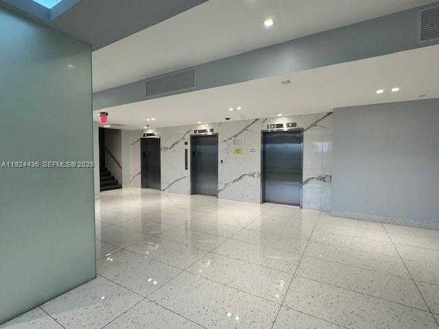 Small Image of 20335 WEST COUNTRY CLUB DR #2101, Aventura Number 8