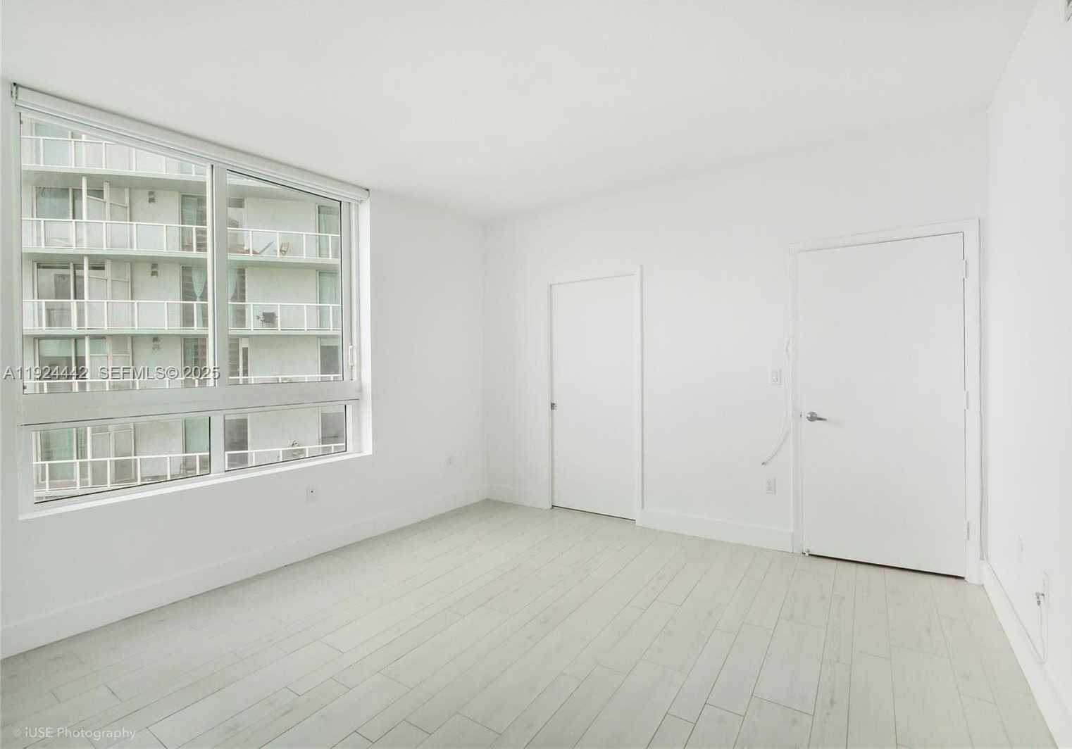 Small Image of 1900 NORTH BAYSHORE DR #2615, Miami Number 8