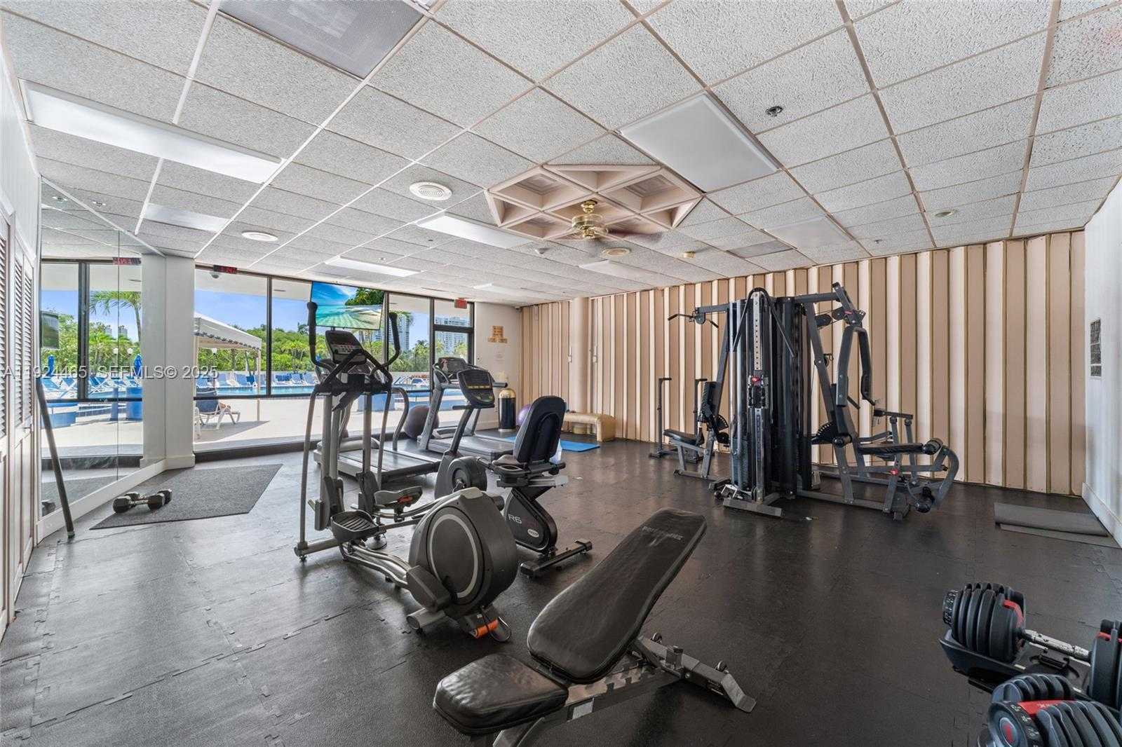 Small Image of 3731 NORTH COUNTRY CLUB #921, Aventura Number 21