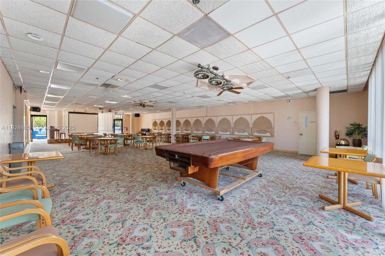 Small Image of 3731 NORTH COUNTRY CLUB #921, Aventura Number 22