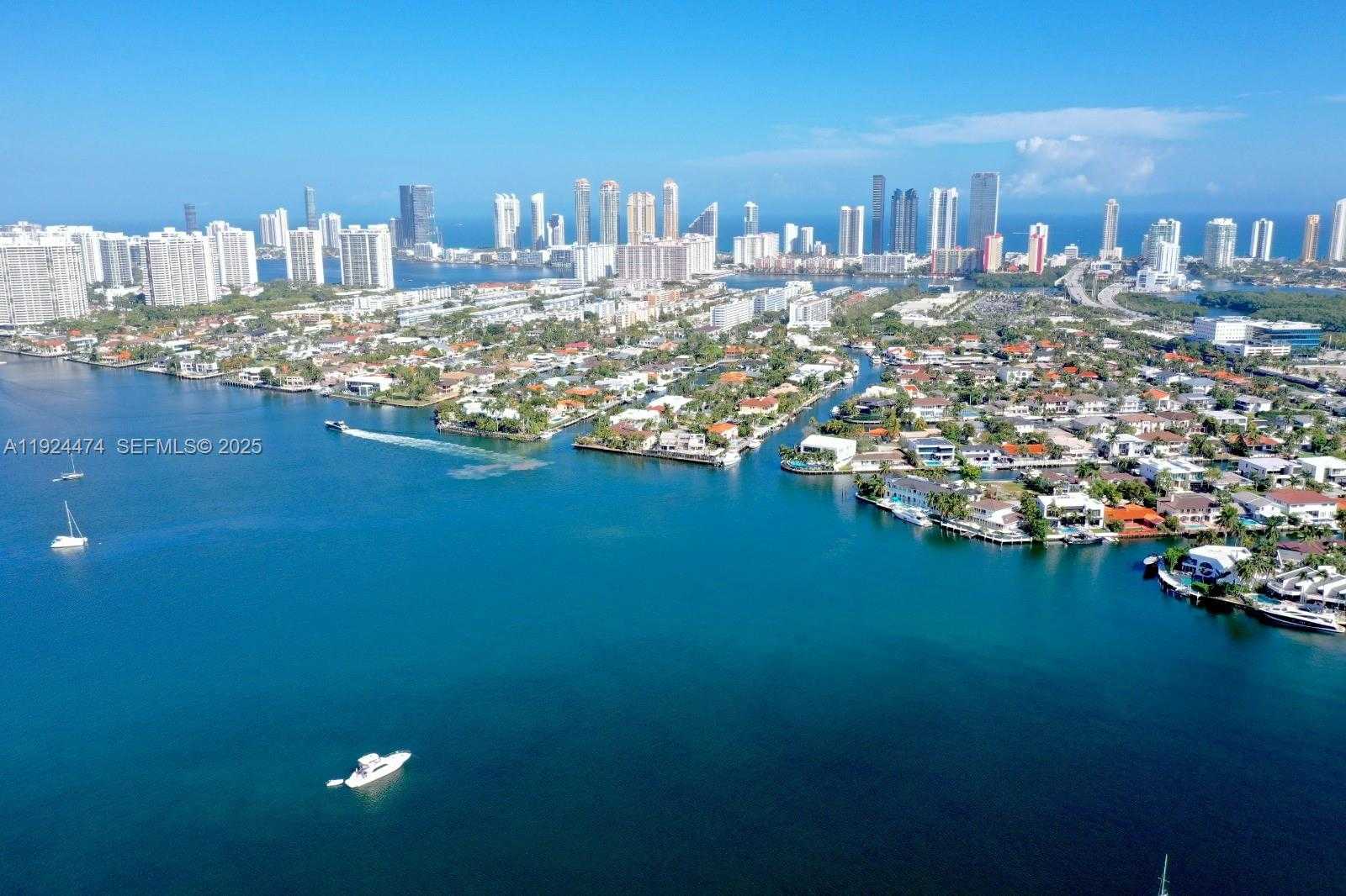 Small Image of 16570 NORTH EAST 26TH AVE #5G BOAT SLIP INCLUDED, North Miami Beach Number 11