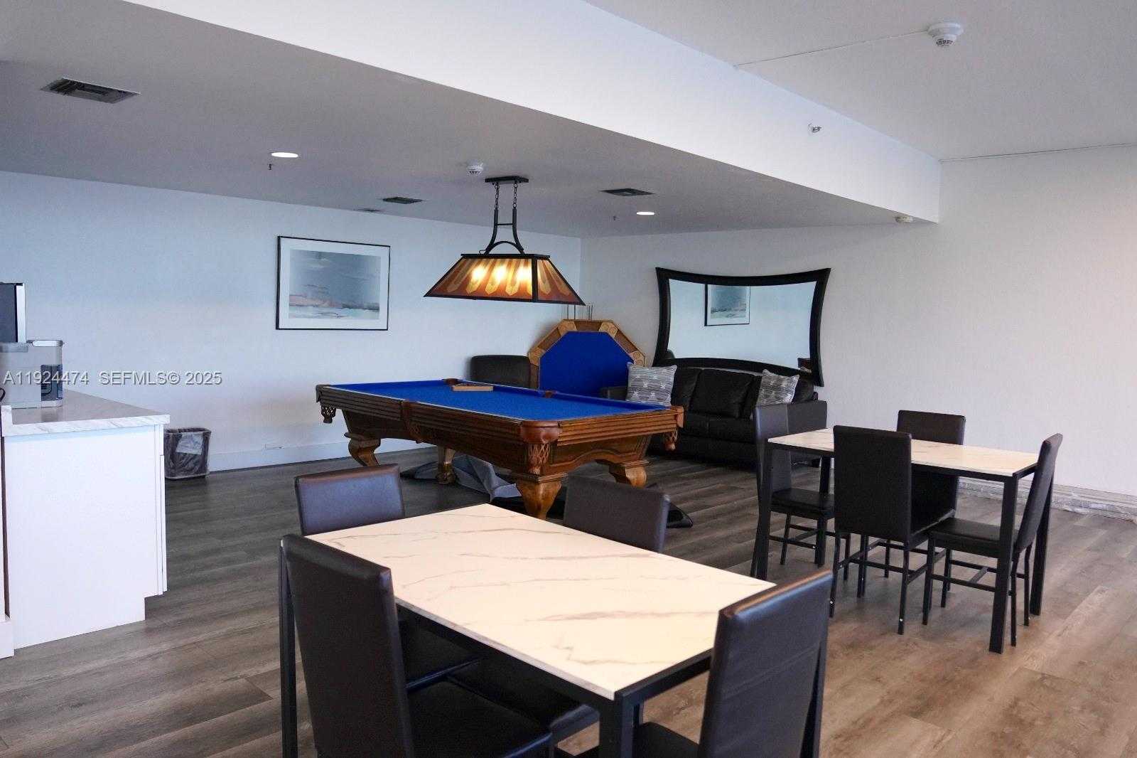 Small Image of 16570 NORTH EAST 26TH AVE #5G BOAT SLIP INCLUDED, North Miami Beach Number 27