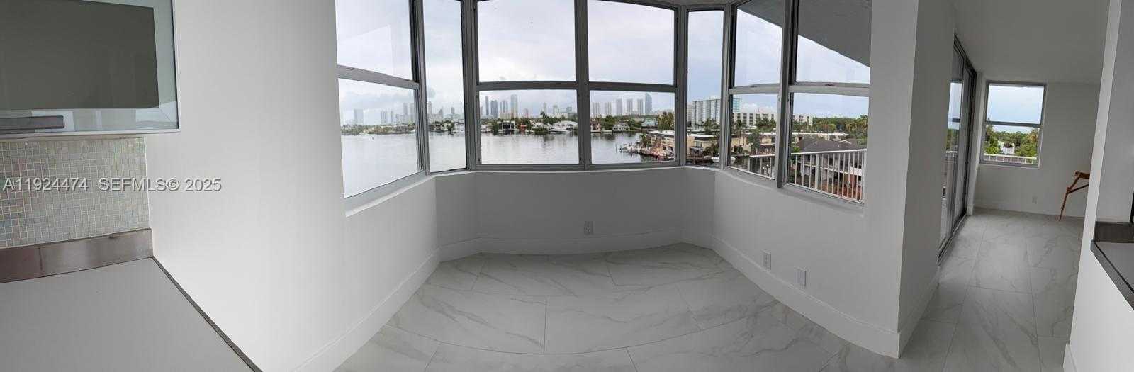 Small Image of 16570 NORTH EAST 26TH AVE #5G BOAT SLIP INCLUDED, North Miami Beach Number 33