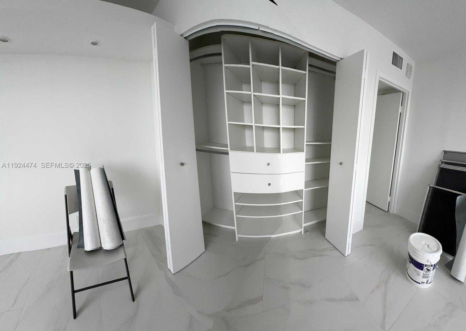 Small Image of 16570 NORTH EAST 26TH AVE #5G BOAT SLIP INCLUDED, North Miami Beach Number 43