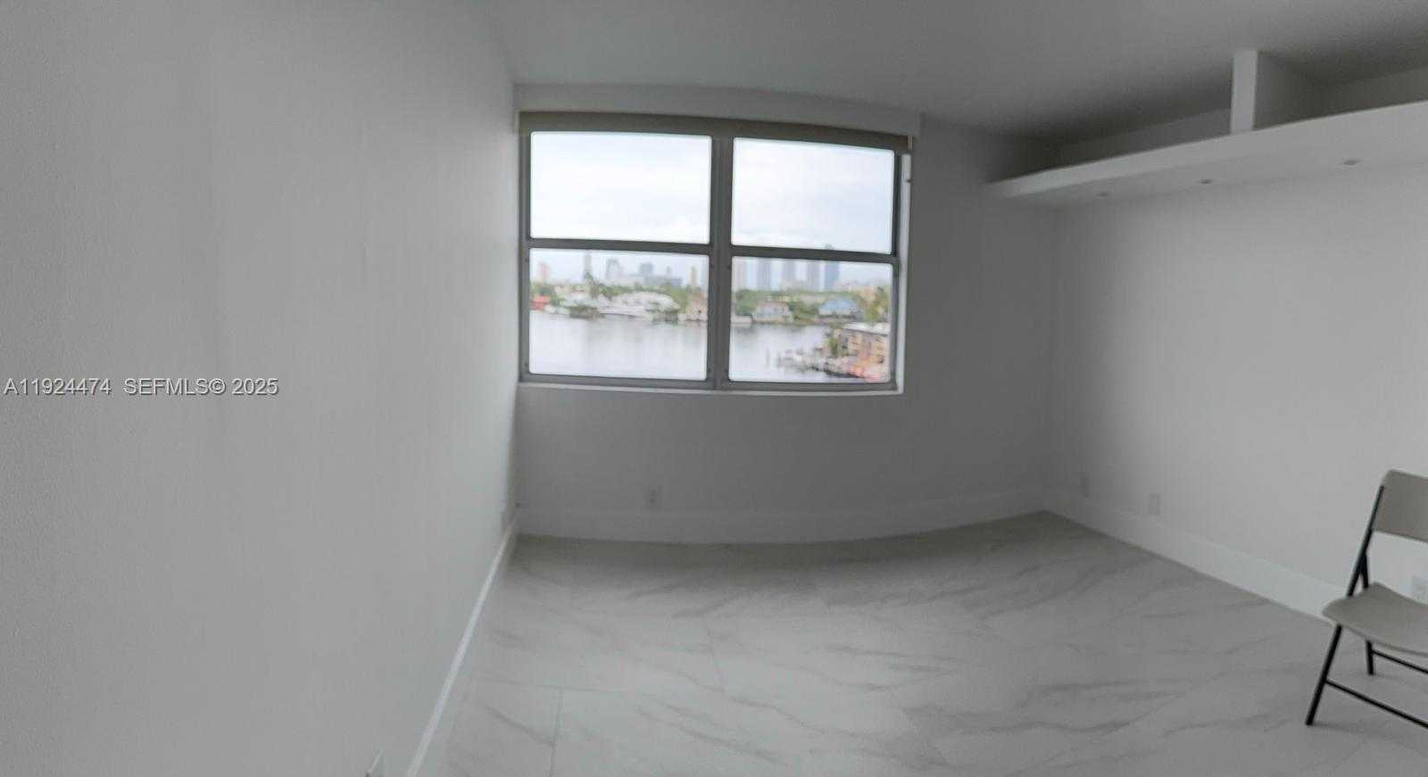 Small Image of 16570 NORTH EAST 26TH AVE #5G BOAT SLIP INCLUDED, North Miami Beach Number 46