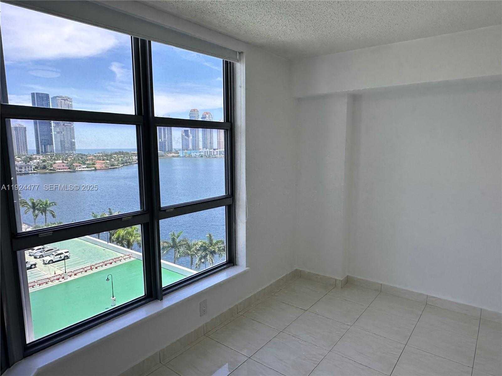 Small Image of 3530 MYSTIC POINTE DR #1213, Aventura Number 17