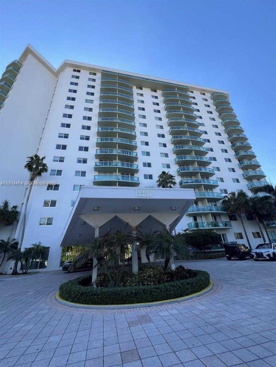 Small Image of 19380 COLLINS AVE #1402, Sunny Isles Beach Number 7